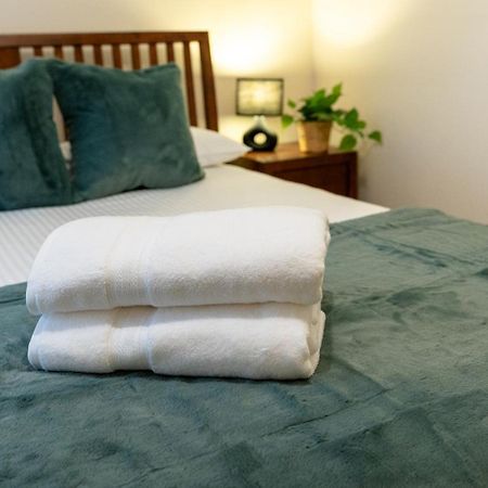 Notting Hill Cozy 2 Bedroom Flat ロンドン エクステリア 写真